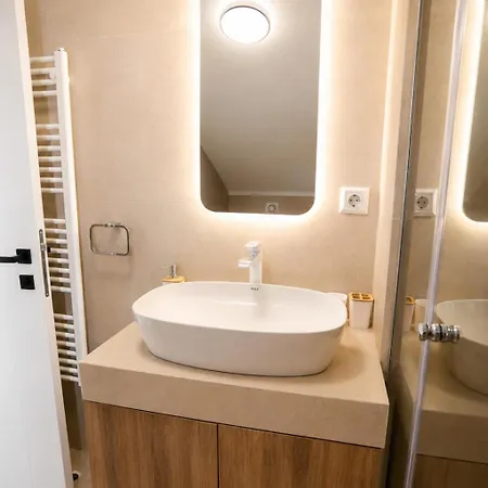 Fora - Luxary Apartments, Old Town Apartment *