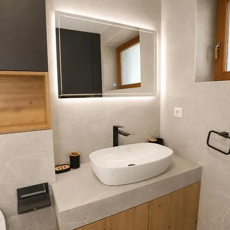 Fora - Luxary Apartments, Old Town Apartment *