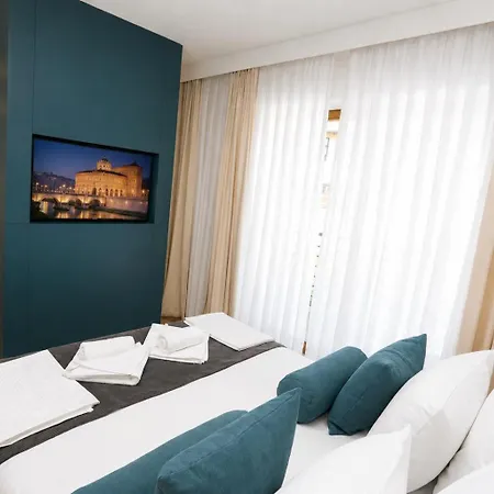 Fora - Luxary Apartments, Old Town *
